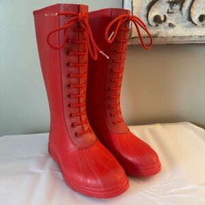NATIVE Shoes Size 8 Women’s Paddington Rain Boots in Red